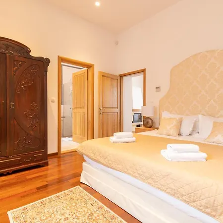 Bed & Breakfast Heritage Apolon
