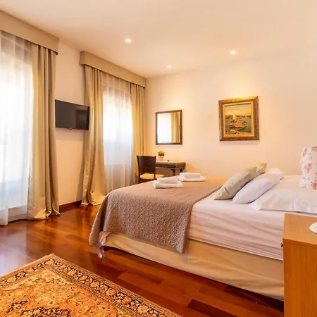 Heritage Apolon 4* Stari Grad (Hvar)