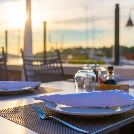 B＆b ヘリテージ アポロン ベッド・アンド・ブレックファスト スタリー・グラード