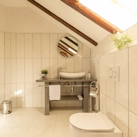 B＆b ヘリテージ アポロン ベッド・アンド・ブレックファスト