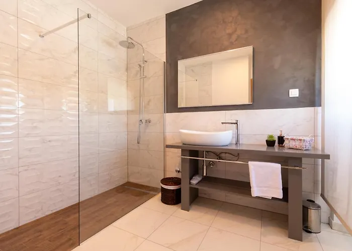 Heritage Apolon 4* Стари Град