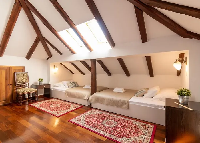 Heritage Apolon Стари Град